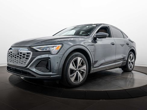 Certified 2024 Audi Q8 e-tron Prestige w/ Prestige Package AWD/4WD image 7