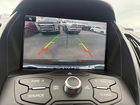 Used 2015 Ford Escape SE w/ Equipment Group 201A FWD image 13