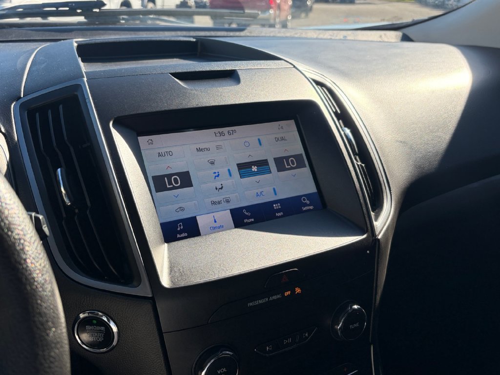 Used 2020 Ford Edge SE AWD/4WD image 20