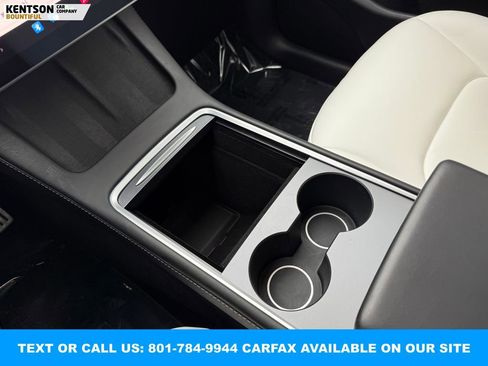 Used 2023 Tesla Model Y Performance image 21