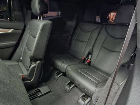 Used 2021 Cadillac XT6 Luxury FWD image 23