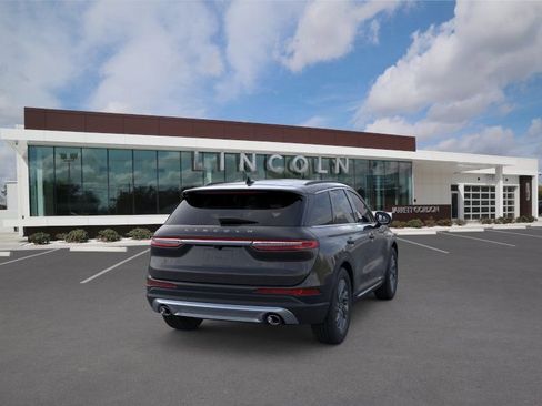 New 2026 Lincoln Corsair Premiere FWD image 8