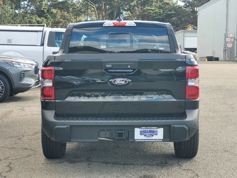 New 2025 Ford Maverick Lariat w/ Black Appearance Package image 6
