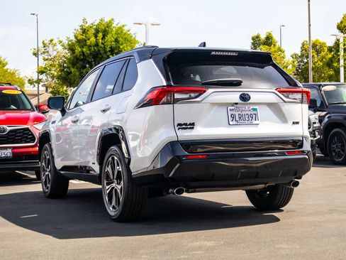 Used 2024 Toyota RAV4 XSE w/ Weather Package AWD/4WD image 8