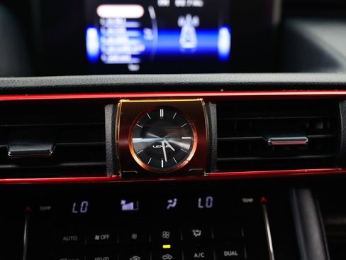 Used 2017 Lexus IS 200t F Sport image 37