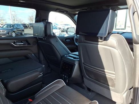 New 2026 GMC Yukon XL Denali Ultimate w/ LPO, Floor Liner Package image 23
