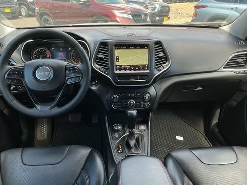 Used 2022 Jeep Cherokee Trailhawk w/ Sun, Sound & Nav Group AWD/4WD image 21