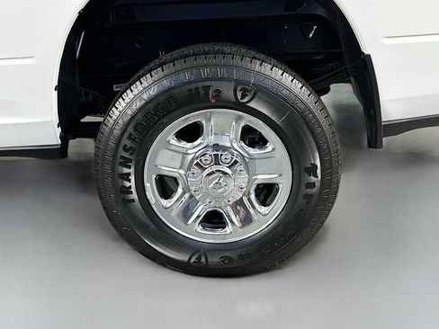 New 2026 RAM 3500 Tradesman w/ Chrome Appearance Group A AWD/4WD image 17