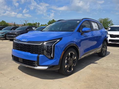 New 2026 Kia Sportage SX FWD image 4