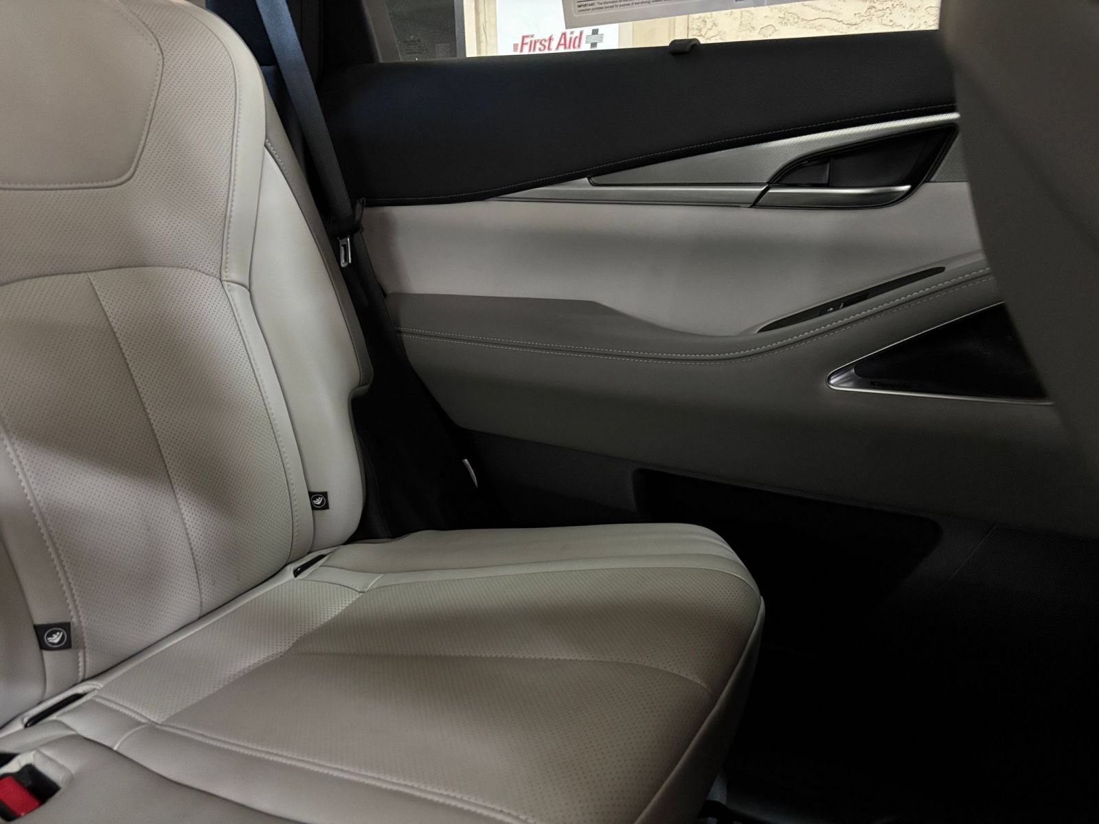 Used 2026 INFINITI QX60 Luxe FWD image 41