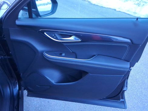 Used 2023 Buick Envision Preferred w/ Premium Seat Package image 25