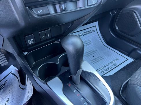 Used 2015 Honda Fit LX image 24