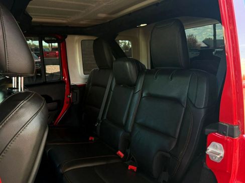 Used 2020 Jeep Wrangler Unlimited Rubicon AWD/4WD image 49