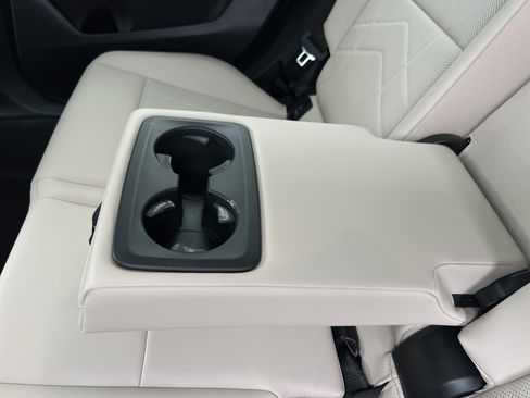 Certified 2025 BMW X2 xDrive28i w/ Premium Package image 41