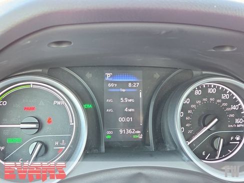 Used 2023 Toyota Camry LE FWD image 5