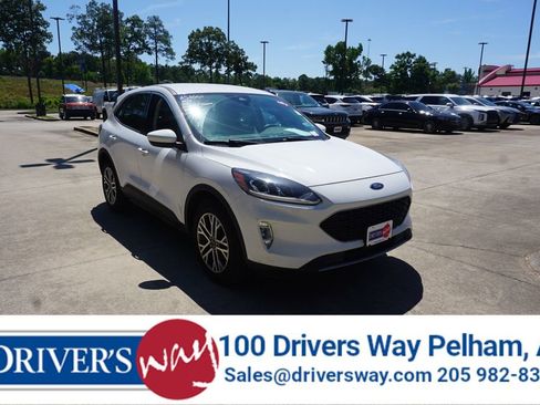 Used 2022 Ford Escape SEL w/ Technology Package AWD/4WD image 1