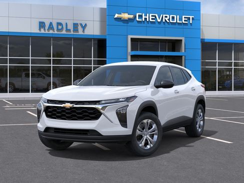 New 2026 Chevrolet Trax LS FWD image 6