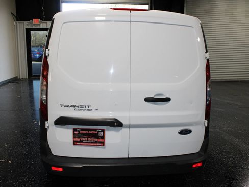 Used 2017 Ford Transit Connect XL image 3