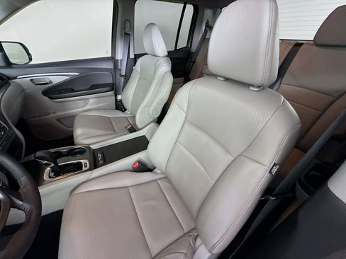 Used 2017 Honda Ridgeline RTL image 25