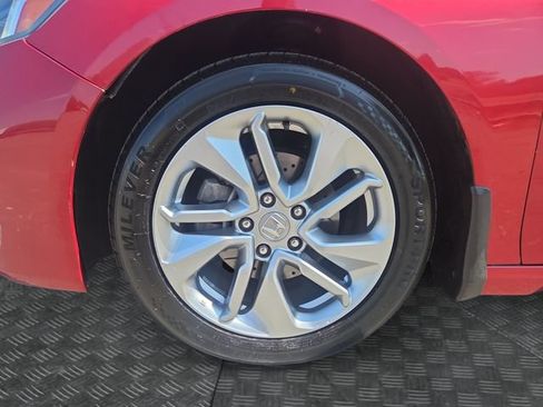Used 2019 Honda Accord LX image 32