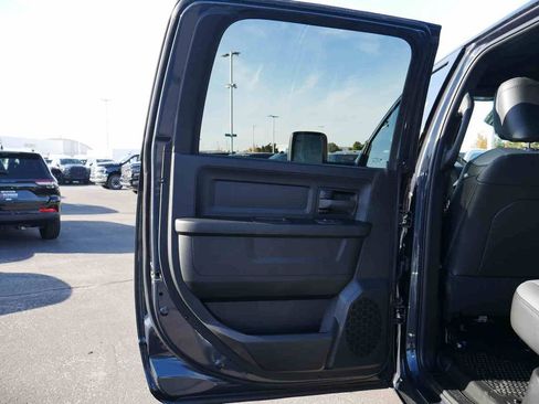 New 2026 RAM 3500 Tradesman w/ Chrome Appearance Group image 15