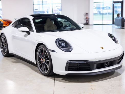 Used 2021 Porsche 911 Carrera S RWD image 10
