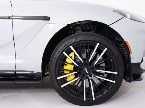 Used 2023 Aston Martin DBX 707 AWD/4WD image 16