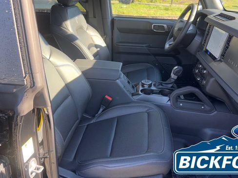 New 2025 Ford Bronco Big Bend w/ Black Diamond Package AWD/4WD image 17