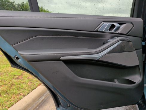 Certified 2024 BMW X7 xDrive40i AWD/4WD image 38