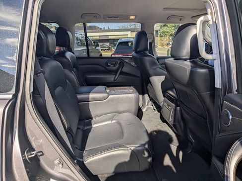 Used 2024 INFINITI QX80 Luxe image 26