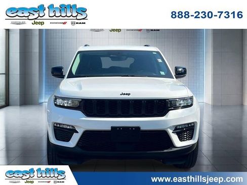 Used 2023 Jeep Grand Cherokee Limited w/ Black Appearance Package image 2