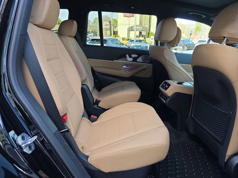 New 2026 Mercedes-Benz GLS 450 4MATIC image 18