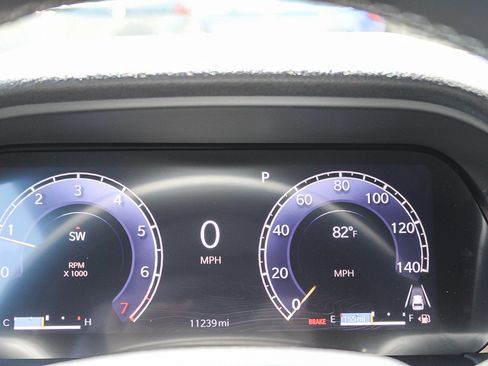 Used 2025 Jeep Grand Cherokee Altitude RWD image 26