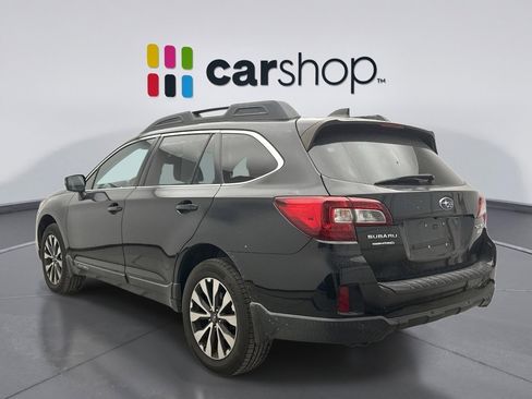 Used 2017 Subaru Outback 2.5i Limited image 2