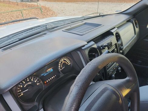 Used 2012 Ford F150 XL w/ Trailer Tow Pkg image 20