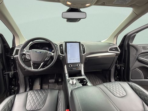 Certified 2024 Ford Edge Titanium AWD/4WD image 20
