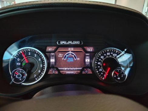 Used 2024 RAM 1500 Laramie image 22