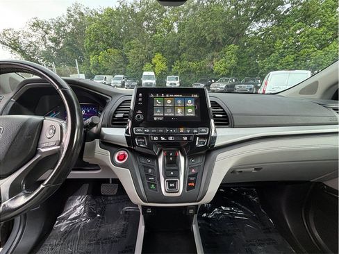 Used 2023 Honda Odyssey EX-L image 11
