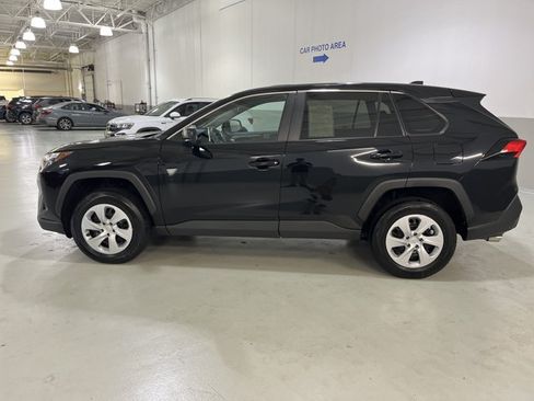 Used 2025 Toyota RAV4 LE FWD image 5