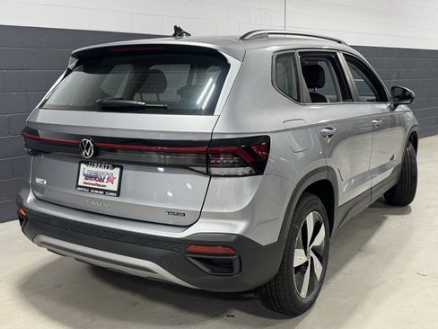New 2025 Volkswagen Taos S image 10