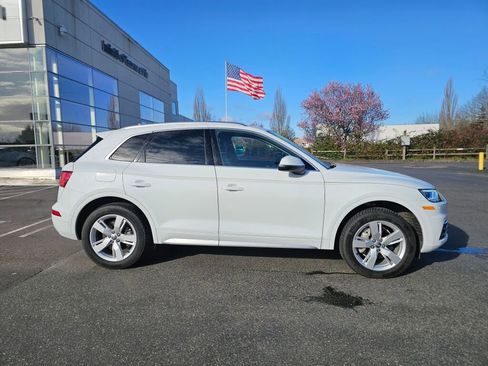 Used 2019 Audi Q5 2.0T Premium Plus w/ Premium Plus Package image 8