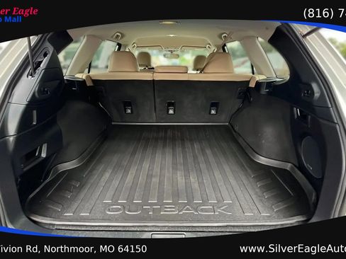 Used 2019 Subaru Outback 2.5i Limited AWD/4WD image 10