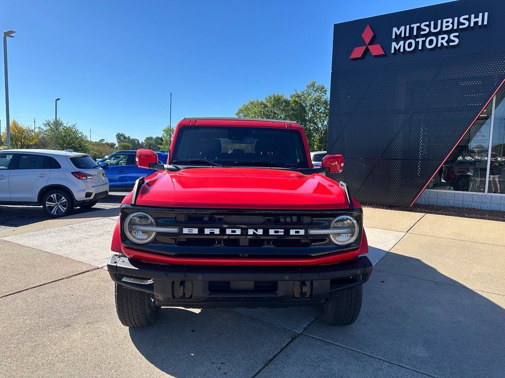 Used 2024 Ford Bronco Outer Banks AWD/4WD image 11