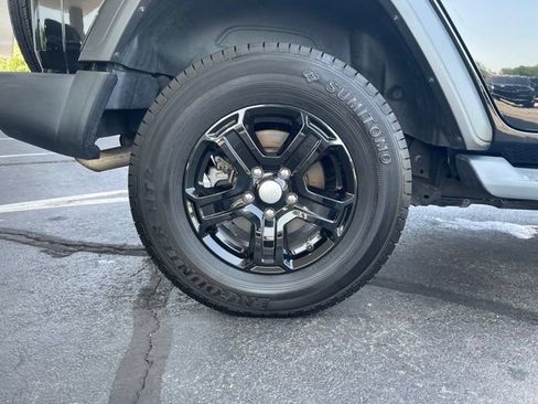 Used 2019 Jeep Wrangler Unlimited Sport S AWD/4WD image 31