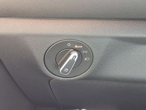 Used 2025 Volkswagen Jetta Sport image 22