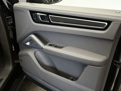 New 2026 Porsche Panamera 4S AWD/4WD image 24