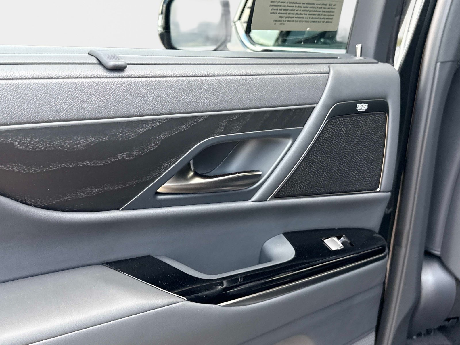 New 2026 Lexus LX 700h Luxury w/ Accessory Package (Z1) AWD/4WD image 11
