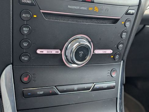 Used 2019 Ford Edge Titanium w/ Cold Weather Package image 11