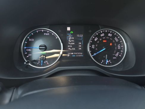 Used 2022 Toyota RAV4 XLE Premium AWD/4WD image 19
