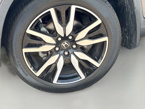 Used 2022 Honda Pilot Touring image 35